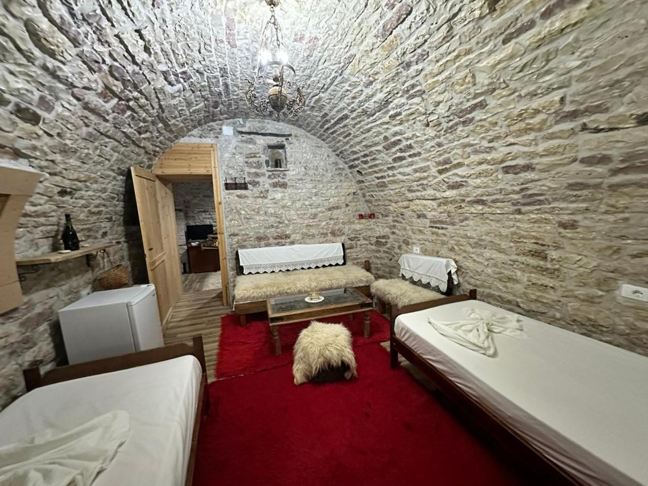 Guest House Memushi Gjirokaster Exterior photo